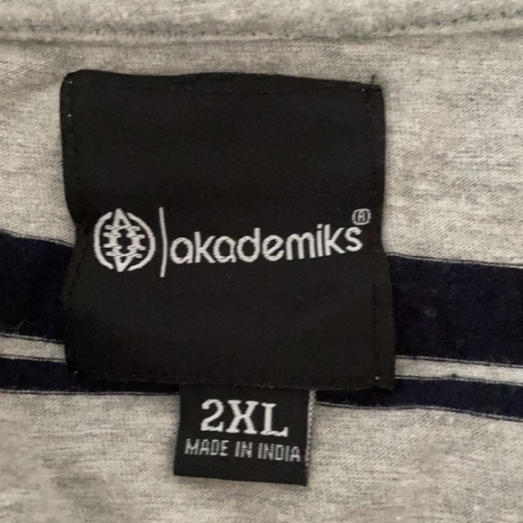 Akademiks Men’s Short Sleeve Striped Shirt Size 2XL - Picture 4 of 6